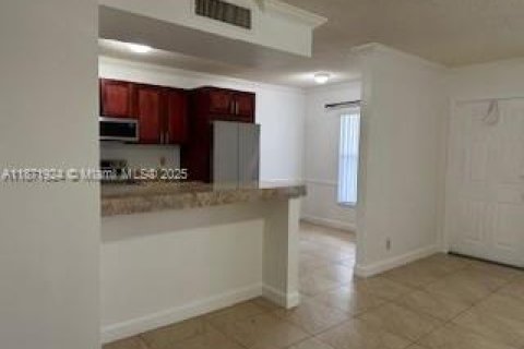Condominio en alquiler en Margate, Florida, 2 dormitorios, 84.54 m2 № 1925913 - foto 19