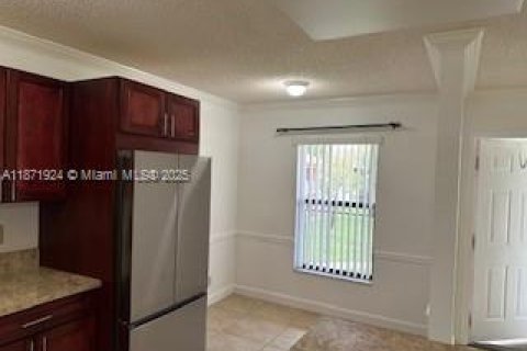 Condominio en alquiler en Margate, Florida, 2 dormitorios, 84.54 m2 № 1925913 - foto 7