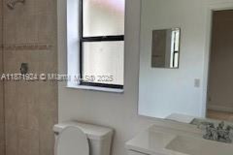 Condominio en alquiler en Margate, Florida, 2 dormitorios, 84.54 m2 № 1925913 - foto 11