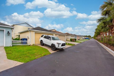 House in Bradenton, Florida 3 bedrooms, 156.08 sq.m. № 1793388 - photo 30