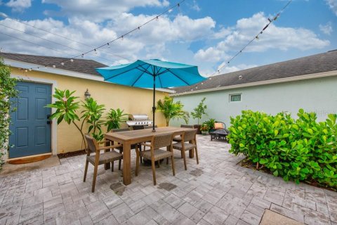 House in Bradenton, Florida 3 bedrooms, 156.08 sq.m. № 1793388 - photo 28