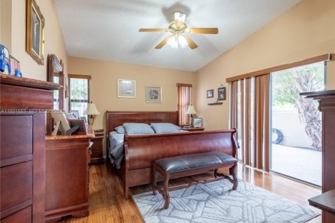 Купить виллу или дом в Хайалиа, Флорида 3 спальни, № 1992013 - фото 23