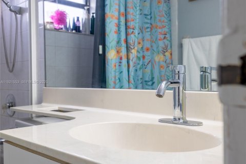 Купить виллу или дом в Хайалиа, Флорида 3 спальни, № 1992013 - фото 28