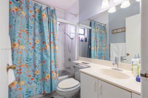 Купить виллу или дом в Хайалиа, Флорида 3 спальни, № 1992013 - фото 27