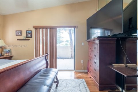 Купить виллу или дом в Хайалиа, Флорида 3 спальни, № 1992013 - фото 25