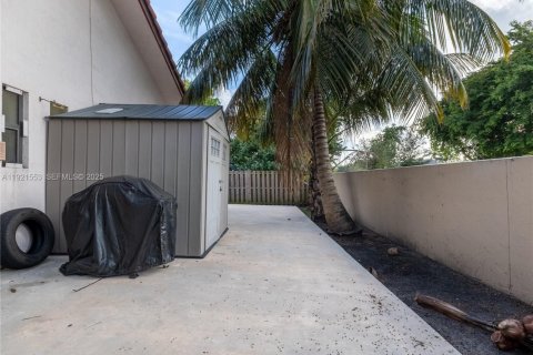 Купить виллу или дом в Хайалиа, Флорида 3 спальни, № 1992013 - фото 30