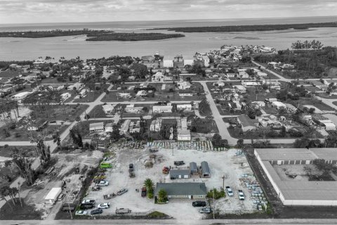 Immobilier commercial à vendre à Englewood, Floride: 158.77 m2 № 1431877 - photo 2