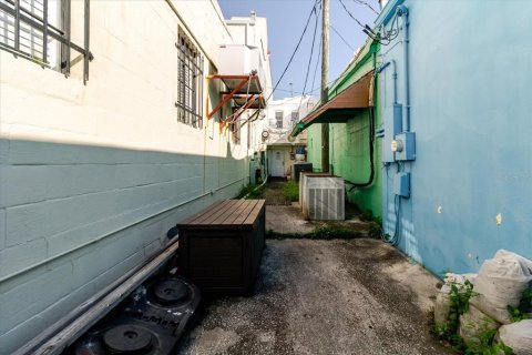 Купить коммерческую недвижимость в Киссимми, Флорида 289.11м2, № 2209012 - фото 19