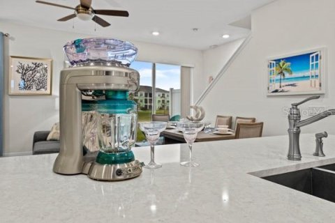 Adosado en venta en Kissimmee, Florida, 3 dormitorios, 128.21 m2 № 1918808 - foto 10