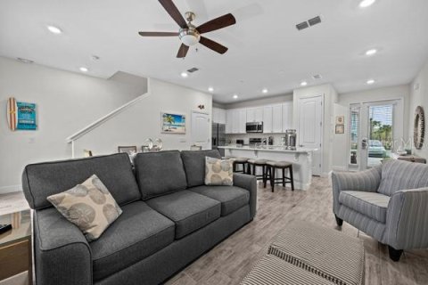 Adosado en venta en Kissimmee, Florida, 3 dormitorios, 128.21 m2 № 1918808 - foto 3