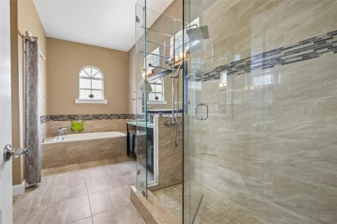 Villa ou maison à vendre à Oviedo, Floride: 4 chambres, 277.96 m2 № 2230729 - photo 18