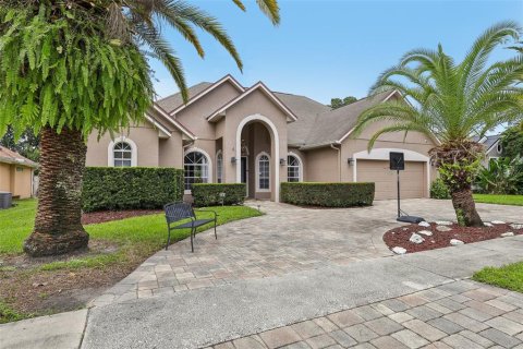 House in Oviedo, Florida 4 bedrooms, 277.96 sq.m. № 2230729