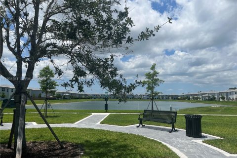 Townhouse in Homestead, Florida 3 bedrooms, 143.53 sq.m. № 1989999 - photo 17