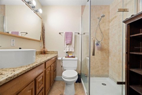 House in Tampa, Florida 4 bedrooms, 139.07 sq.m. № 1639722 - photo 18