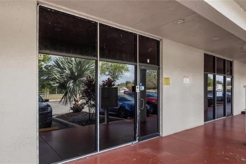 Immobilier commercial à Leesburg, Floride 98.85 m2 № 2430814