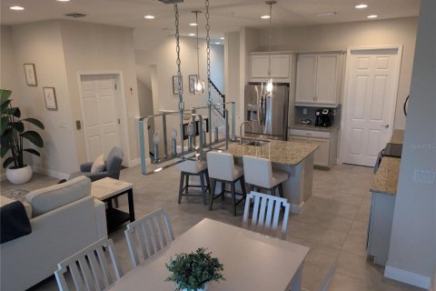 Townhouse in Placida, Florida 3 bedrooms, 222.04 sq.m. № 2213423 - photo 8