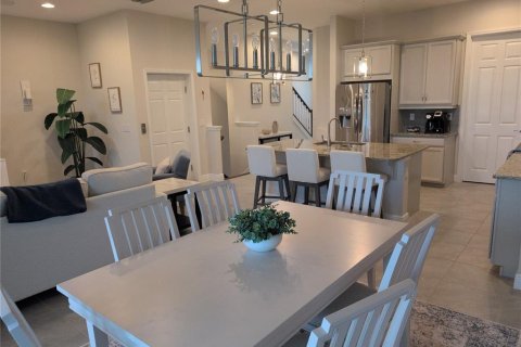 Townhouse in Placida, Florida 3 bedrooms, 222.04 sq.m. № 2213423 - photo 7