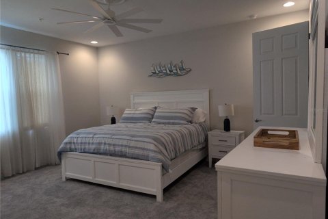 Townhouse in Placida, Florida 3 bedrooms, 222.04 sq.m. № 2213423 - photo 10