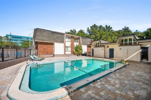 Condo in Gainesville, Florida, 1 bedroom № 2213483 - photo 23