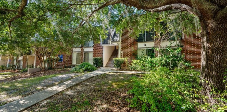 Condo in Gainesville, Florida, 1 bedroom № 2213483