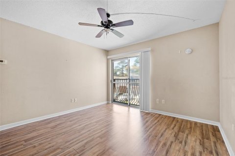 Condo in Gainesville, Florida, 1 bedroom № 2213483 - photo 7