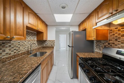 Copropriété à vendre à Miami Beach, Floride: 1 chambre, 58.53 m2 № 2046349 - photo 4