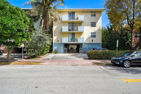 Condo à Miami Beach, Floride, 1 chambre № 2046349