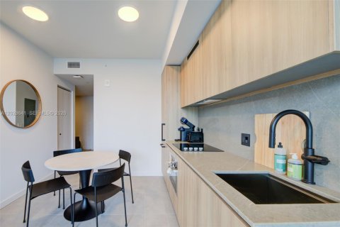 Copropriété à louer à Miami, Floride: 1 chambre, 50.54 m2 № 2153822 - photo 9