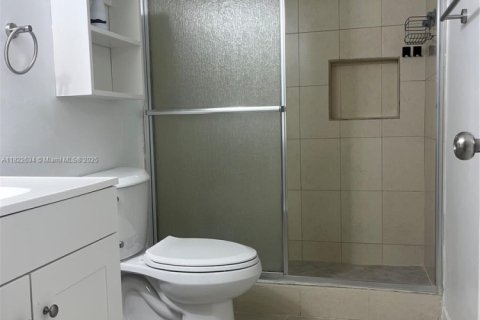 Copropriété à louer à Miami, Floride: 2 chambres, 84.73 m2 № 1786967 - photo 9