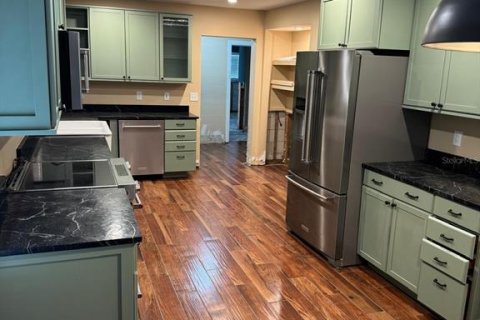 House in Tampa, Florida 4 bedrooms, 197.32 sq.m. № 1884102 - photo 6