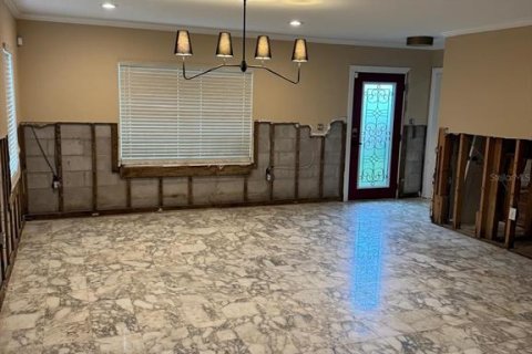 House in Tampa, Florida 4 bedrooms, 197.32 sq.m. № 1884102 - photo 15