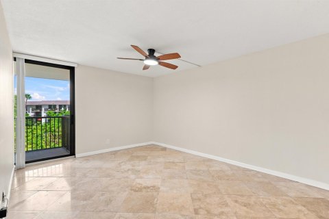 Condo in Fort Lauderdale, Florida, 1 bedroom  № 2399999 - photo 22