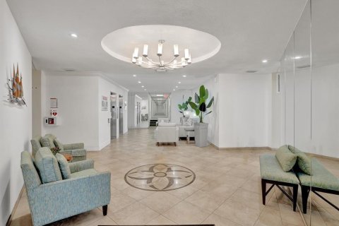 Condo in Fort Lauderdale, Florida, 1 bedroom  № 2399999 - photo 6