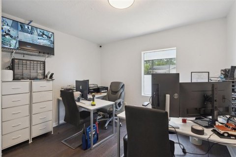 Propiedad comercial en alquiler en Orlando, Florida, 99.87 m2 № 2097623 - foto 14