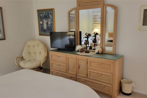 House in Sarasota, Florida 4 bedrooms, 204.11 sq.m. № 2232611 - photo 20