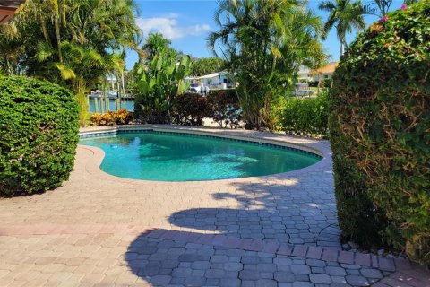 House in Sarasota, Florida 4 bedrooms, 204.11 sq.m. № 2232611 - photo 30