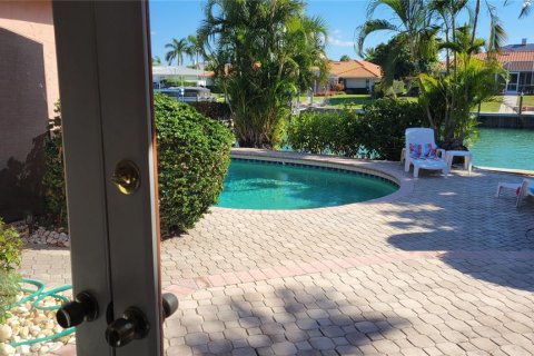 House in Sarasota, Florida 4 bedrooms, 204.11 sq.m. № 2232611 - photo 17