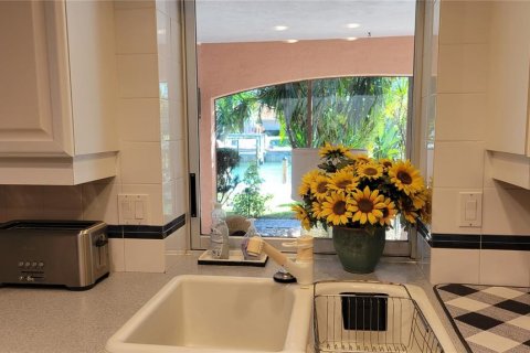 House in Sarasota, Florida 4 bedrooms, 204.11 sq.m. № 2232611 - photo 8