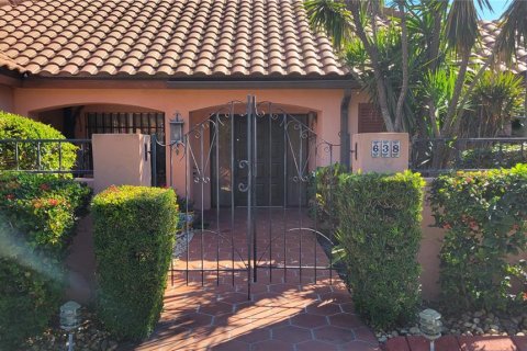House in Sarasota, Florida 4 bedrooms, 204.11 sq.m. № 2232611 - photo 3