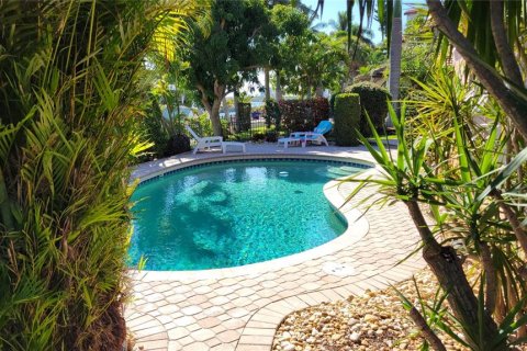 House in Sarasota, Florida 4 bedrooms, 204.11 sq.m. № 2232611 - photo 28