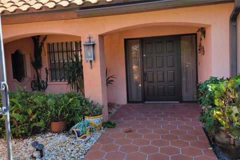 House in Sarasota, Florida 4 bedrooms, 204.11 sq.m. № 2232611 - photo 4