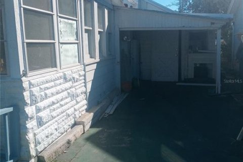 Casa en venta en Bradenton, Florida, 2 dormitorios, 69.68 m2 № 1562392 - foto 8