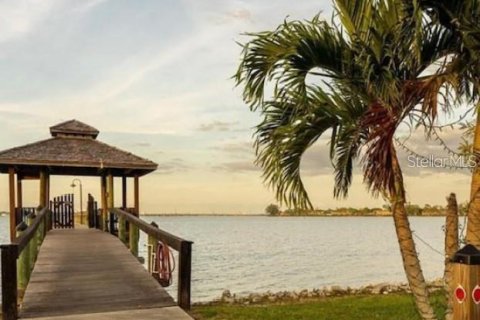 Casa en venta en Bradenton, Florida, 2 dormitorios, 69.68 m2 № 1562392 - foto 10