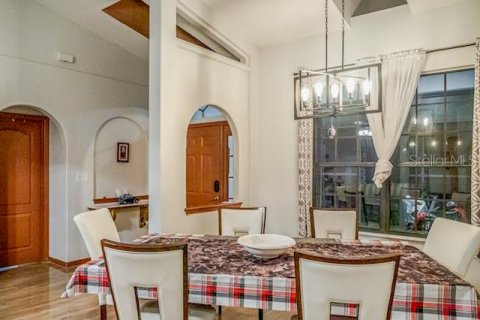 Casa en venta en Eustis, Florida, 4 dormitorios, 230.86 m2 № 1529779 - foto 6