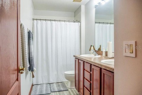 Casa en venta en Eustis, Florida, 4 dormitorios, 230.86 m2 № 1529779 - foto 20