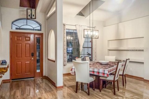 Casa en venta en Eustis, Florida, 4 dormitorios, 230.86 m2 № 1529779 - foto 4