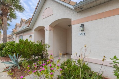 Casa en Port Orange, Florida 3 dormitorios, 125.6 m2 № 2384020