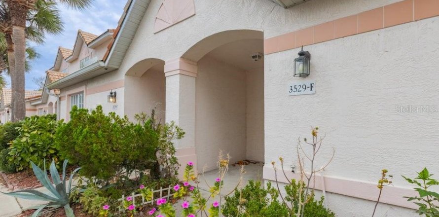 Casa en Port Orange, Florida 3 dormitorios, 125.6 m2 № 2384020