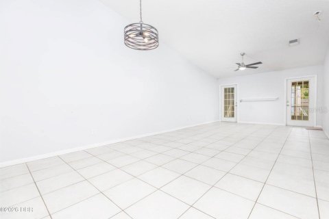 Casa en venta en Port Orange, Florida, 3 dormitorios, 125.6 m2 № 2384020 - foto 4