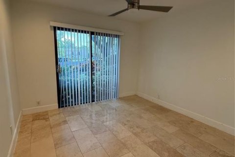 Condo in Winter Springs, Florida, 3 bedrooms  № 1887132 - photo 16